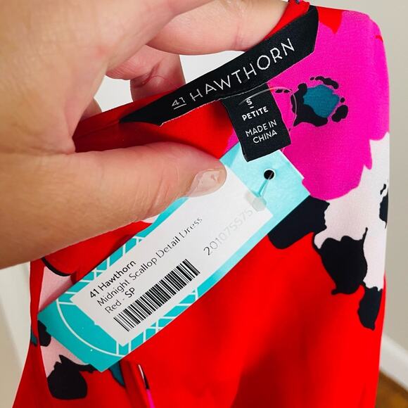 Hawthorn 41 Midnight Scallop Detail Dress - Picture 6 of 7